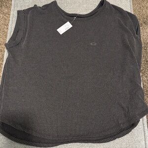 Elegant Black Ribbed Short Sleeve Top